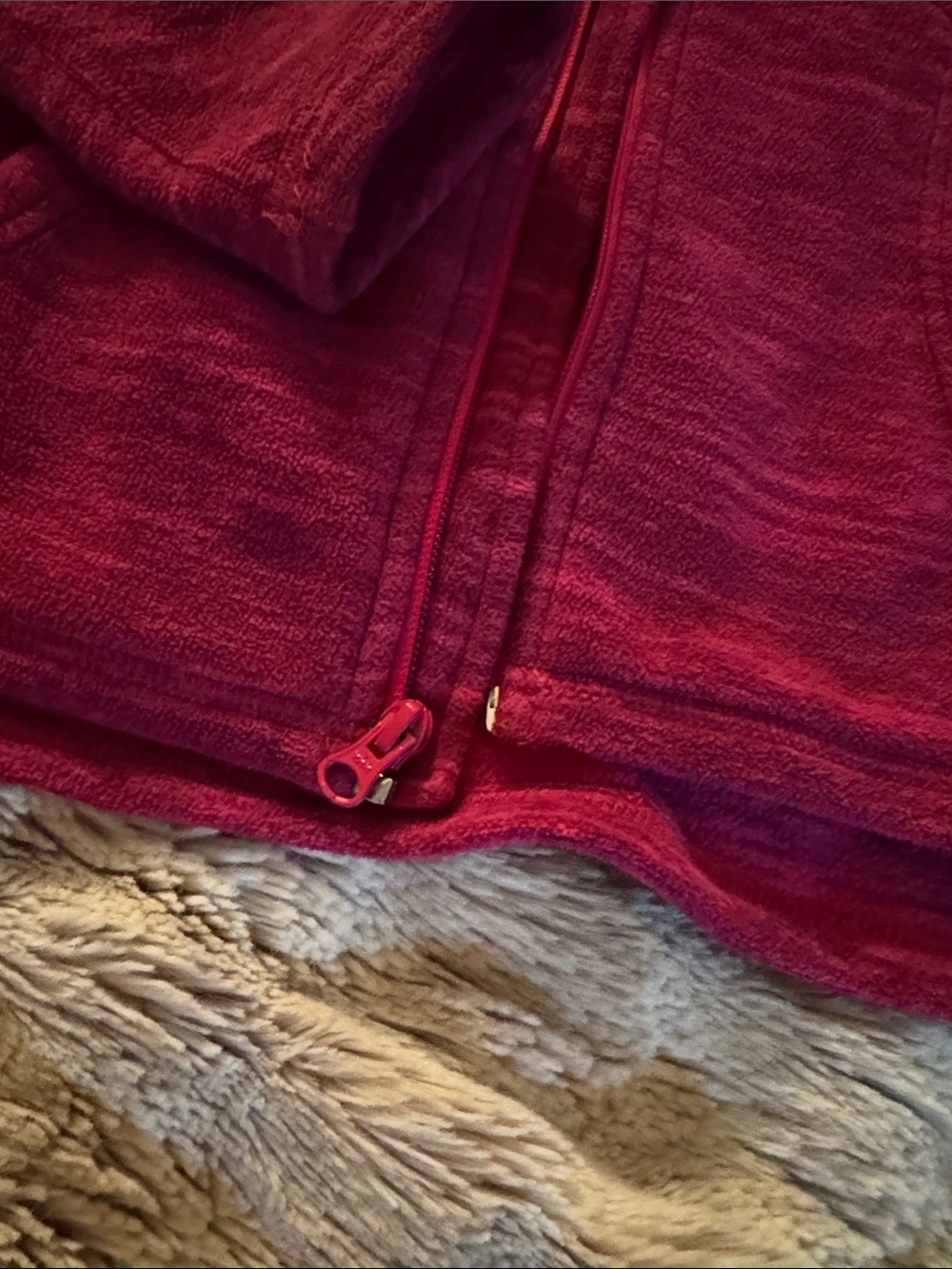 The North Face Women’s Dark Pink Full-Zip Fleece Jacket - Picture 4 of 7